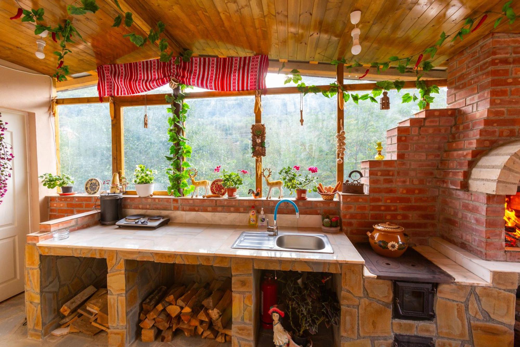 Penzion Casa Vio Nehoiu Exteriér fotografie